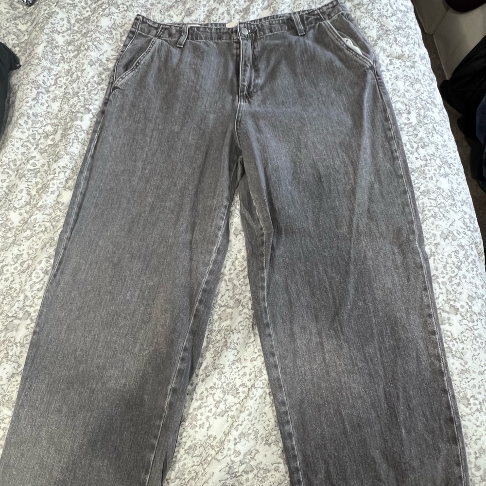 Universal Threads Jeans